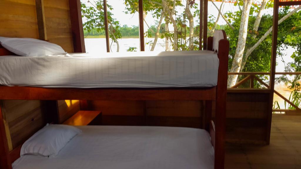 Wasai Puerto Maldonado Hostel Exteriör bild