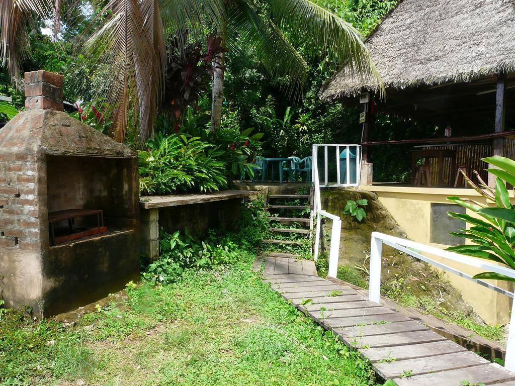 Wasai Puerto Maldonado Hostel Exteriör bild